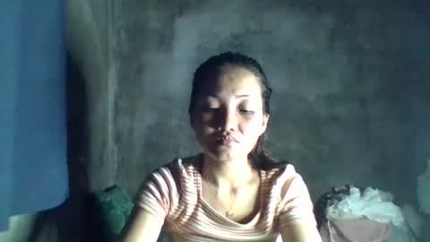 Snapshot of yourqueen1101 chatting on May 12, 4:04 pm yourqueen1101 online show from May 12, 4:04 pm
