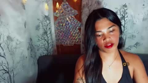 yourqueen_19 online show from May 7, 2:00 pm