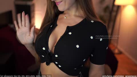 Snapshot of yours_anastasia chatting on November 10, 9:47 pm Anastasia online show from November 10, 9:47 pm