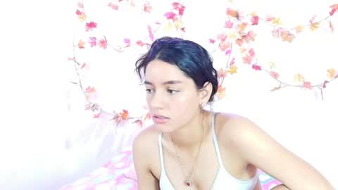Snapshot of yoursexy18lover chatting on July 1, 6:26 am Lina and roberth online show from July 1, 6:26 am
