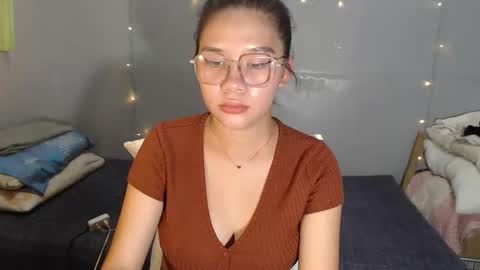 yoursexy_reb online show from December 20, 2:40 am