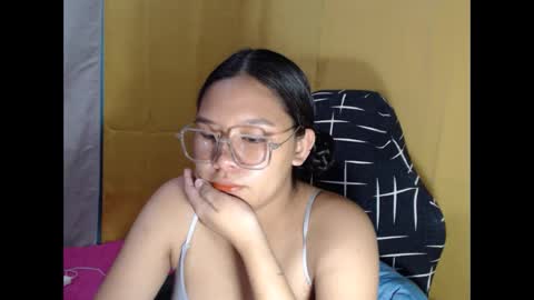 yoursexy_reb online show from March 18, 2:58 am