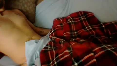 Snapshot of yourslavboy chatting on February 17, 8:09 am yourslavboy online show from February 17, 8:09 am