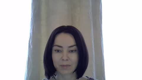 yoursofia_ online show from November 20, 9:53 am