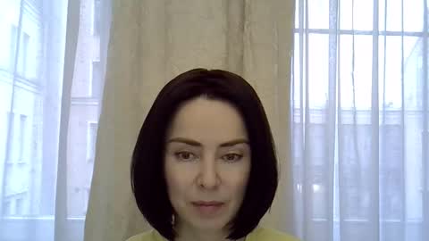 yoursofia_ online show from November 21, 11:31 am