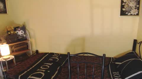 Snapshot of yoursweetangelxxx chatting on September 9, 10:26 am YourDreamgirl online show from September 9, 10:26 am