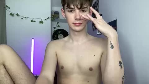 yoursweetyguy online show from June 3, 4:12 pm