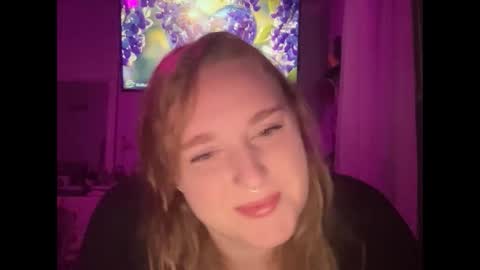 Snapshot of yourthickgingergoddess chatting on December 11, 11:51 am yourthickgingergoddess online show from December 11, 11:51 am