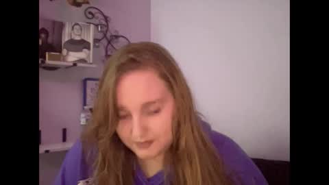 Snapshot of yourthickgingergoddess chatting on December 13, 2:27 pm yourthickgingergoddess online show from December 13, 2:27 pm