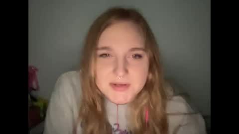 Snapshot of yourthickgingergoddess chatting on December 23, 5:28 am yourthickgingergoddess online show from December 23, 5:28 am