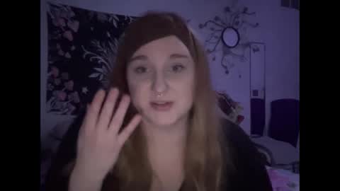 Snapshot of yourthickgingergoddess chatting on January 4, 1:52 am yourthickgingergoddess online show from January 4, 1:52 am
