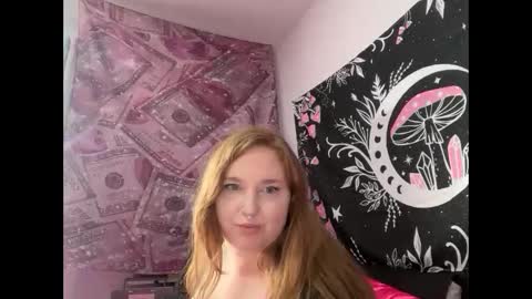 yourthickgingergoddess online show from December 3, 6:06 pm