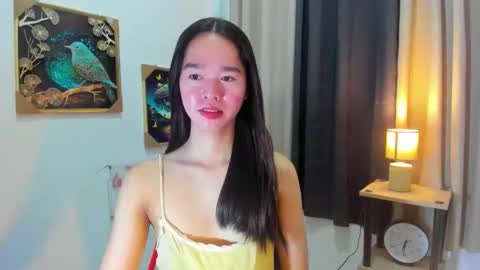 yourtinybunny online show from April 25, 12:41 pm