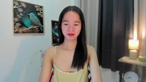 yourtinybunny online show from June 5, 10:43 am