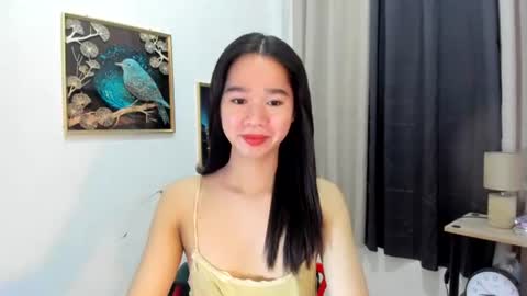 yourtinybunny online show from June 13, 12:03 pm