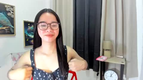 yourtinybunny online show from July 14, 10:21 am