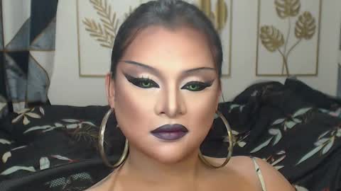 Snapshot of yourtrannyqueenxxx chatting on September 22, 11:29 pm Anastacia Grey online show from September 22, 11:29 pm