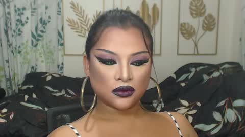 Snapshot of yourtrannyqueenxxx chatting on September 24, 10:57 pm Anastacia Grey online show from September 24, 10:57 pm