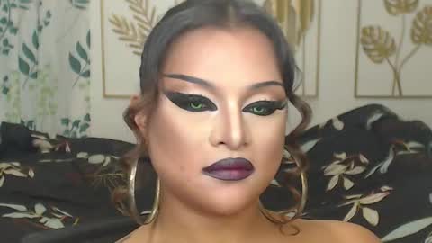 Snapshot of yourtrannyqueenxxx chatting on October 10, 11:04 pm Anastacia Grey online show from October 10, 11:04 pm