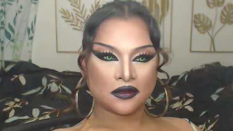 Snapshot of yourtrannyqueenxxx chatting on October 12, 12:42 am Anastacia Grey online show from October 12, 12:42 am