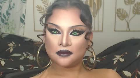 Snapshot of yourtrannyqueenxxx chatting on October 12, 9:58 pm Anastacia Grey online show from October 12, 9:58 pm