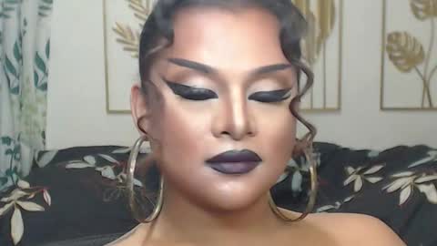 Snapshot of yourtrannyqueenxxx chatting on November 4, 10:53 pm Anastacia Grey online show from November 4, 10:53 pm