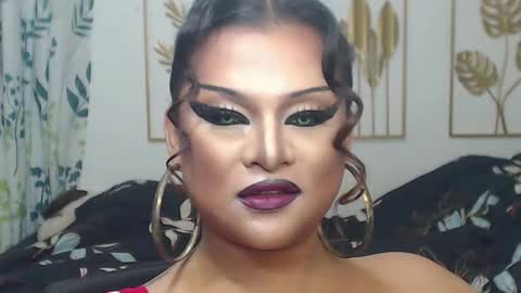 Snapshot of yourtrannyqueenxxx chatting on November 7, 10:21 pm Anastacia Grey online show from November 7, 10:21 pm