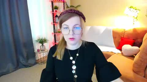 Alice online show from April 27, 9:18 am