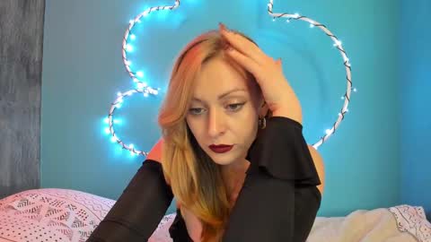 YourVenus00 -Follow my OF online show from February 2, 9:02 pm