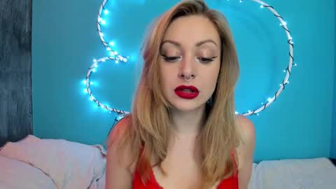 YourVenus00 -Follow my OF online show from February 13, 1:05 pm