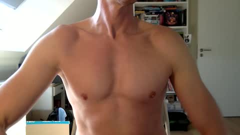 Snapshot of youvegotthis chatting on April 28, 1:27 pm youvegotthis online show from April 28, 1:27 pm