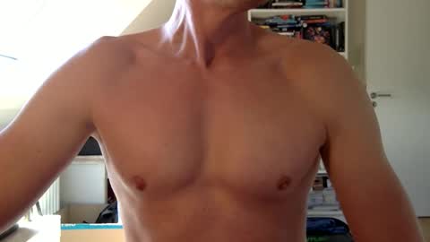 Snapshot of youvegotthis chatting on May 18, 12:44 pm youvegotthis online show from May 18, 12:44 pm