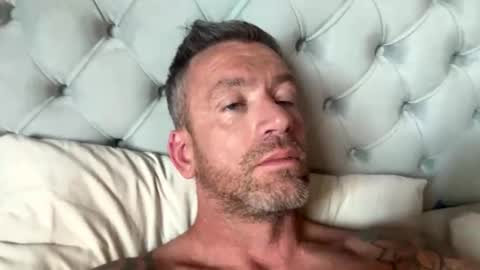 You want us 69 online show from October 25, 8:22 am