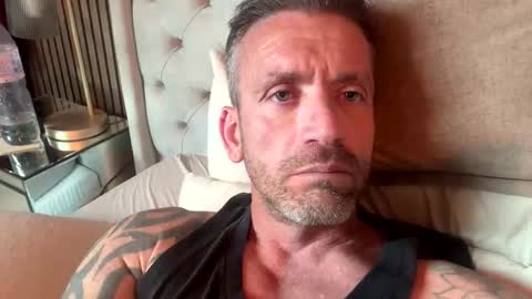 Snapshot of youwantus69 chatting on June 3, 6:46 pm You want us 69 online show from June 3, 6:46 pm
