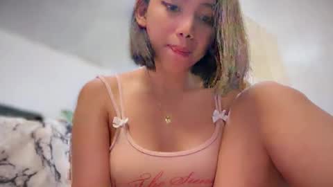 YowgineTheGreat online show from February 28, 12:31 pm