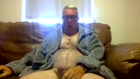 Daddiesgirl online show from June 28, 4:29 am