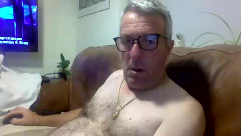Daddiesgirl online show from July 18, 2:49 am