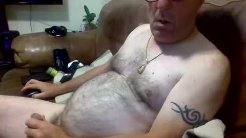 Daddiesgirl online show from August 1, 2:55 am