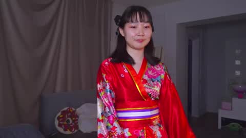 Yui online show from May 28, 5:10 pm