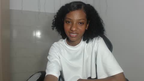 YUKARI online show from November 6, 7:04 pm