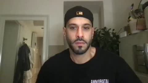 Snapshot of yul53 chatting on October 5, 1:20 pm yul53 online show from October 5, 1:20 pm