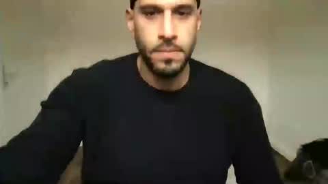 Snapshot of yul53 chatting on October 31, 12:06 pm yul53 online show from October 31, 12:06 pm