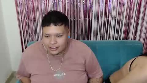 yul and val couple online show from December 1, 12:59 am