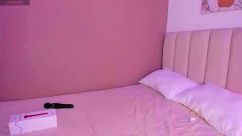 Snapshot of yuli_cardona_ chatting on October 14, 8:53 pm Yuliet online show from October 14, 8:53 pm