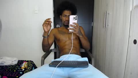 Snapshot of yulian_23 chatting on September 26, 10:14 pm Ivan online show from September 26, 10:14 pm