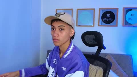 yulian_vasquez online show from September 11, 12:27 pm