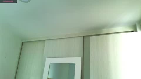 yulian_vasquez online show from September 17, 11:56 am