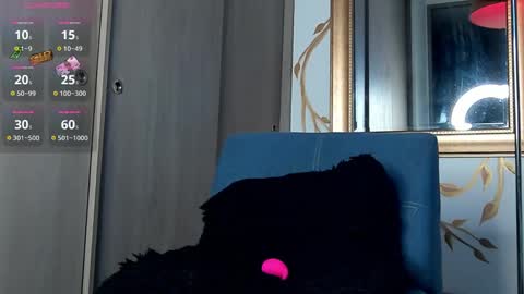 Snapshot of yulianpereira25 chatting on December 12, 6:21 pm yulian 2811 online show from December 12, 6:21 pm