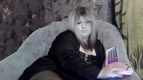 yuliiared online show from July 10, 7:38 pm