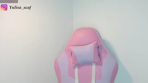 Snapshot of yulissa18 chatting on June 22, 7:55 pm Yuli and SaraIndependent model online show from June 22, 7:55 pm